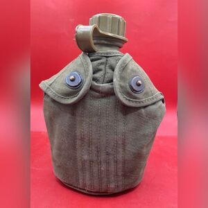 Vintage WW2 1944 Army Military Water Canteen Cotton Duck Canvas Belt Hook